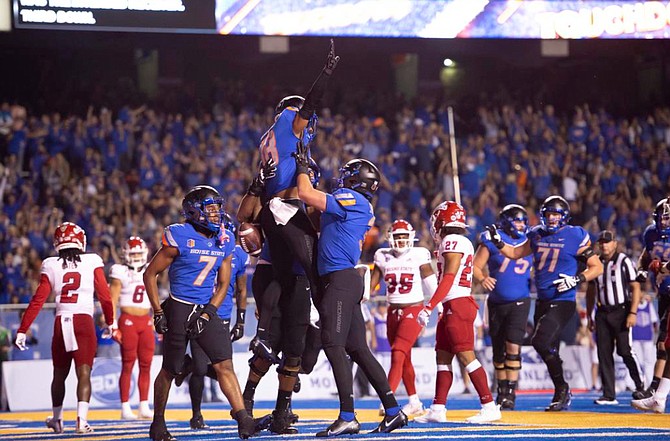 Boise State hosted Fresno State on Oct. 8, 2022, winning 40-20.
