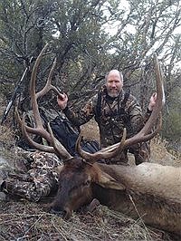 Lovelock man shoots Nevada Record Book elk