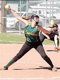 Lady Longhorns drop three games to Mustangs