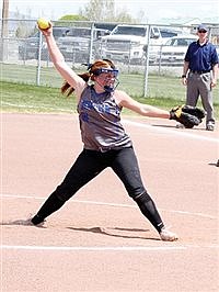 Lady Bucks sweep Wolverines to clinch No. 2 seed in regional tournament 