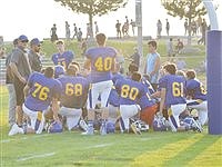 Lowry frosh falls to Sparks