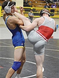 Bucks tie for second at home  in the Cody Louk Invitational