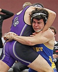Lowry wrestlers go 6-2 at Northern 3A duals