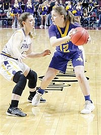 Lady Bucks knocked off by Pirates