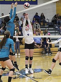 Lady Bucks knock off Panthers for first league win