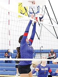 Lady Bulldogs' volleyball team hits the floor for first time since 2017