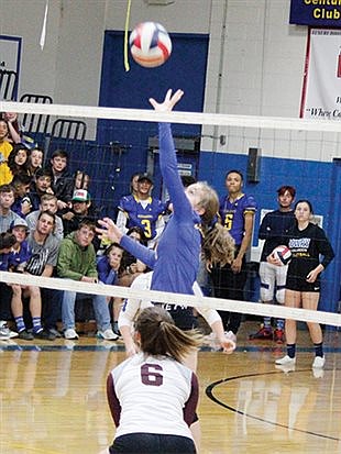 Lady Bucks drop home matches to Elko, Spring Creek in Northern 3A play