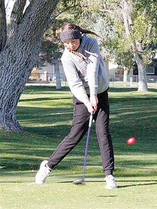 Lowry golfers take to home course