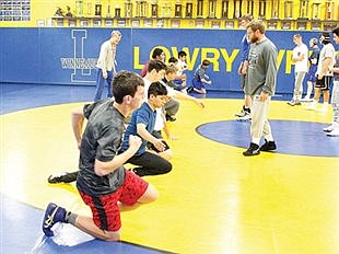 Lowry makes long trek to Las Vegas to start season at Green Valley Duals