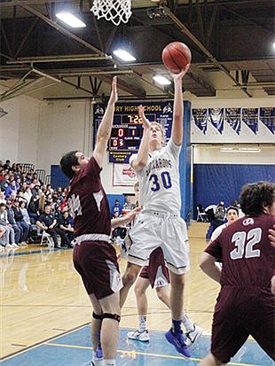 Lowry sweeps road games from South Tahoe, Dayton