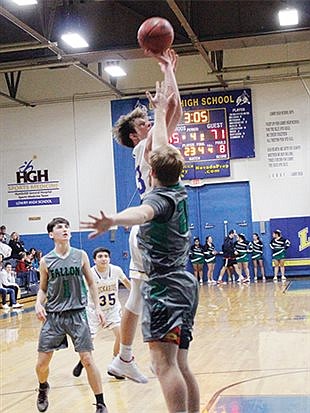 Lowry boys split with Fernley, Sparks