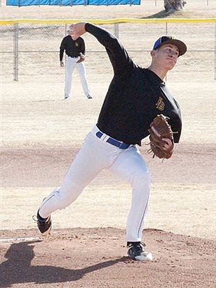 Lowry baseball team hosts Spring Creek in preseason scrimmage