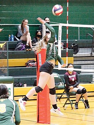 Battle Mountain rallies to beat West Wendover in four sets