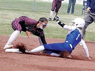 Lady Bucks sweep Indians to improve to 5-1 on the season