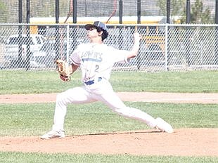 Lowry drops three games to Fernley