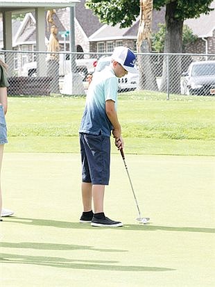 Three-way tie for first place in Emelie Dillon Memorial scramble