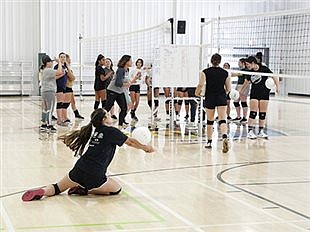 Volleyball team gets ready for season with Gold Medal Squared camp