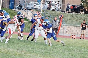 Lowry rolls to opening-season win over Douglas 24-6