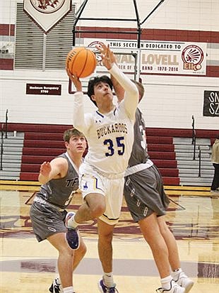 Lowry boys knock off Reno at Elko tournament in first games since February 2020