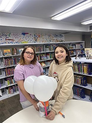 Library’s egg drop challenge —