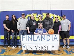 Whitted, Garcia headed to Finlandia for basketball, football