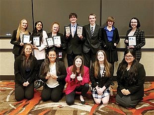 Lowry High School FBLA shines at state conference