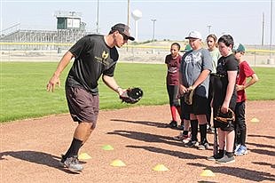 Major League University makes  baseball/softball stop in Battle Mountain