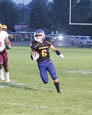 Buckaroos remain undefeated; rolls past Railroaders