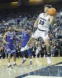 Blackshear has 20, Nevada knocks off Boise State 74-72