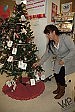 Community comes together for holiday giving 