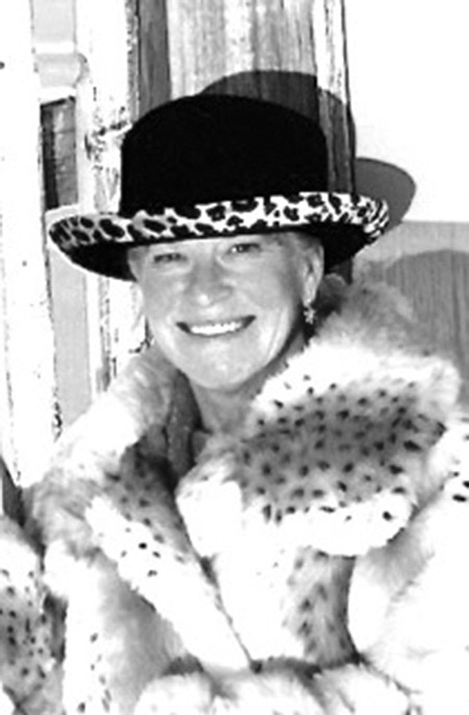 Obituary: Linda Anne McDowell (Saurer)