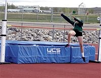 Battle Mountain track team braves elements at Lowry Invitational