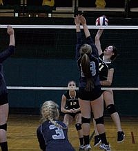 Lady Longhorns split league matches with Silver Stage, Yerington