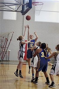 Lowry junior varsity girls shine at Lovelock Tournament
