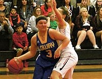 Lowry spoils Vaqueros home opener