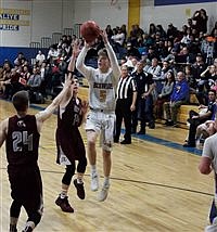 Buckaroos drop home finale to Indians