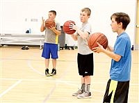 Lowry boys basketball holds annual camp