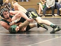 Longhorn wrestlers dominate in Lovelock 