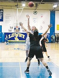 Lady Bucks split with Vaqueros, Greenwave