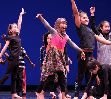 Leschi students Discover Dance