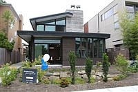 Home & Garden Tour opens up neighborhood