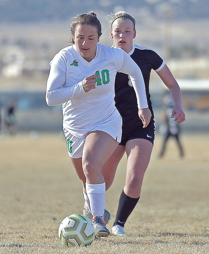 Anthony Mori/Elko Daily Free Press
Fallon’s Franny Mori drives up the field against Spring Creek on Wednesday.