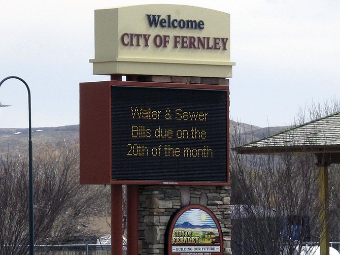 Fernley is suing the U.S. government over plans to renovate an earthen irrigation canal that burst and flooded nearly 600 homes in 2008. (Photo: Scott Sonner/AP)