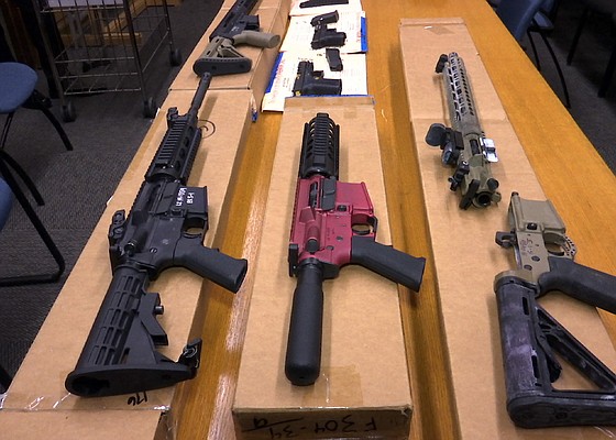 Dayton gunmaker agrees to halt sales in Philadelphia