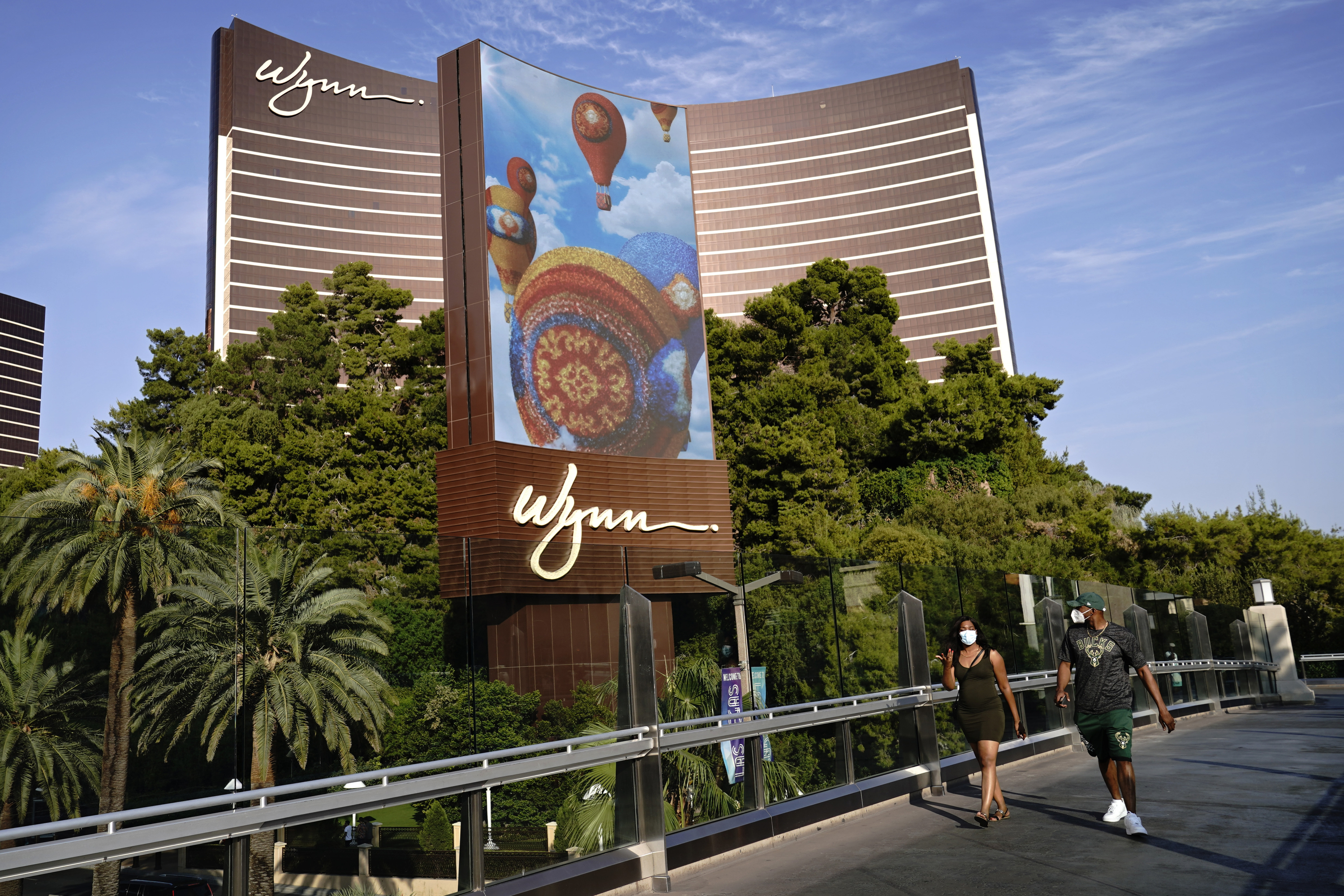 Vegas Casinos Moving To 100% Capacity, What It Means For Visitors