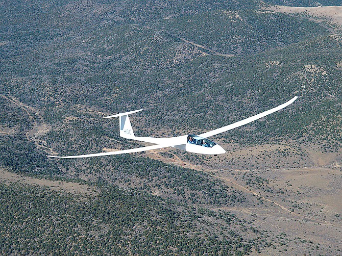 Soaring club encourages gliding fans to visit | Serving Minden-Gardnerville  and Carson Valley