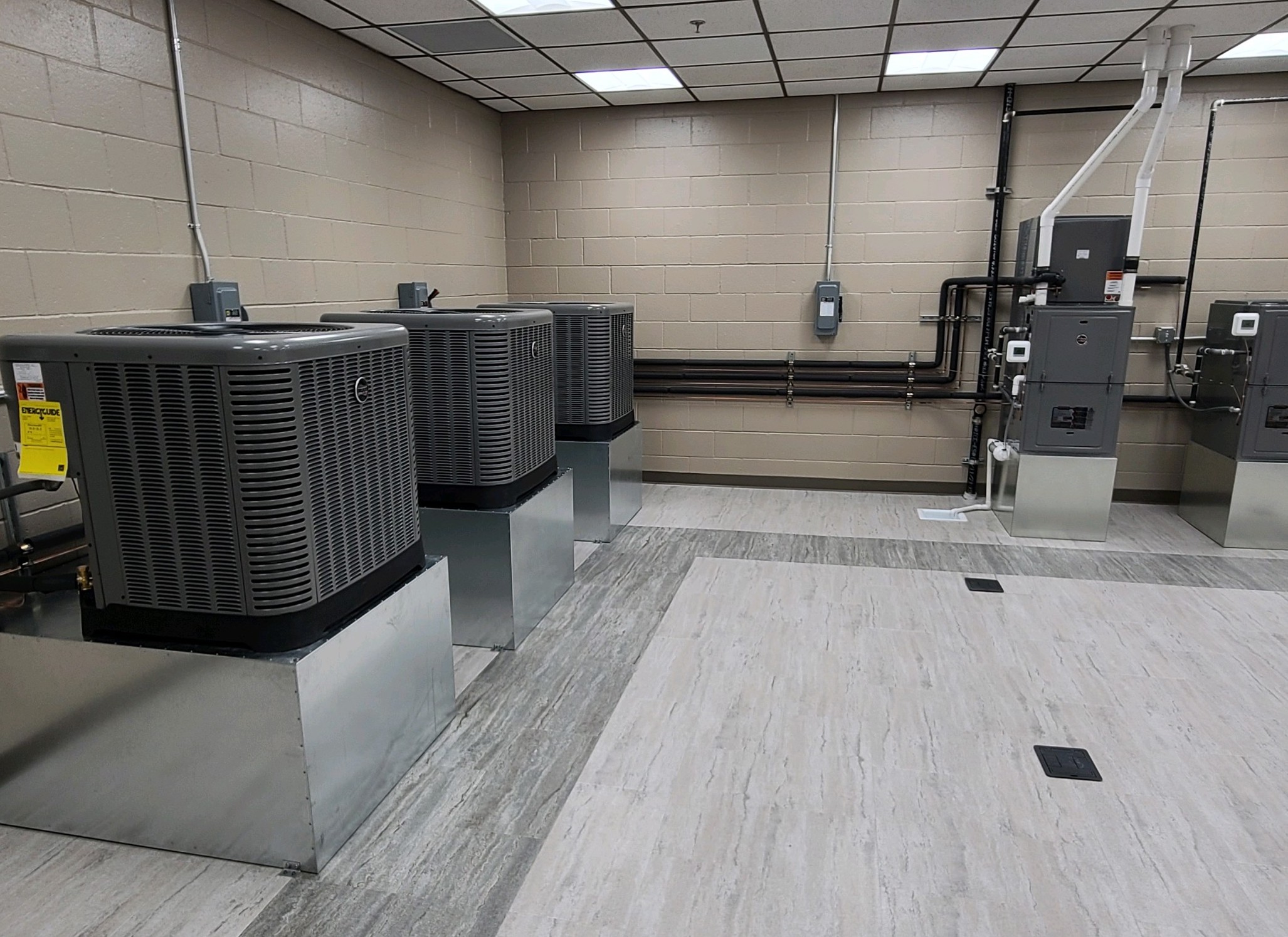 WNC News and Notes: HVAC, biology labs enhance learning experiences, job opportunities for students