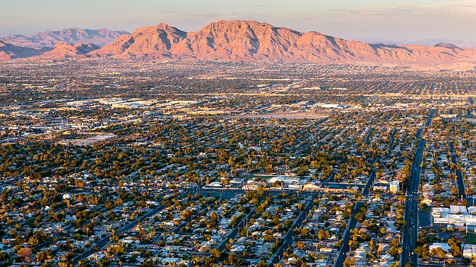 Sunrise Mountain in Las Vegas. (Photo: AdobeStock)