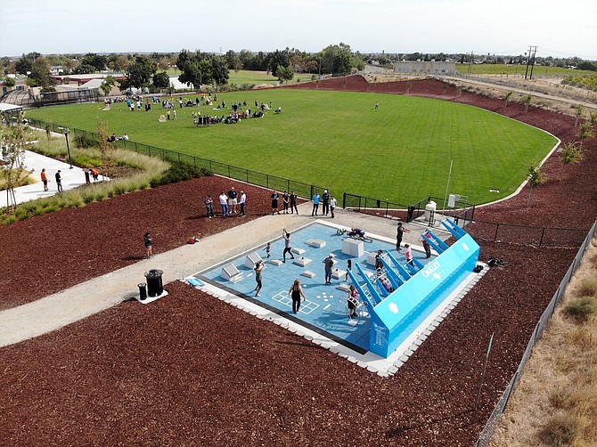 An example of a National Fitness Campaign outdoor Fitness Court.