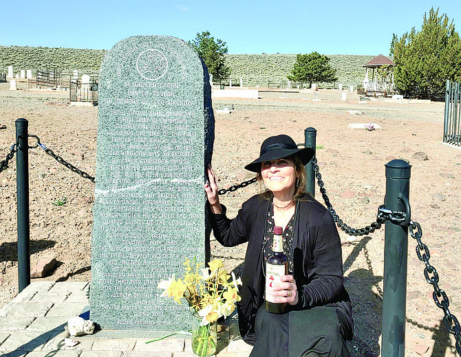 Susan Korngold’s ancestor Ol’ Virginny Fennimore gravestone in Dayton Cemetery. Lisa Gavon photo